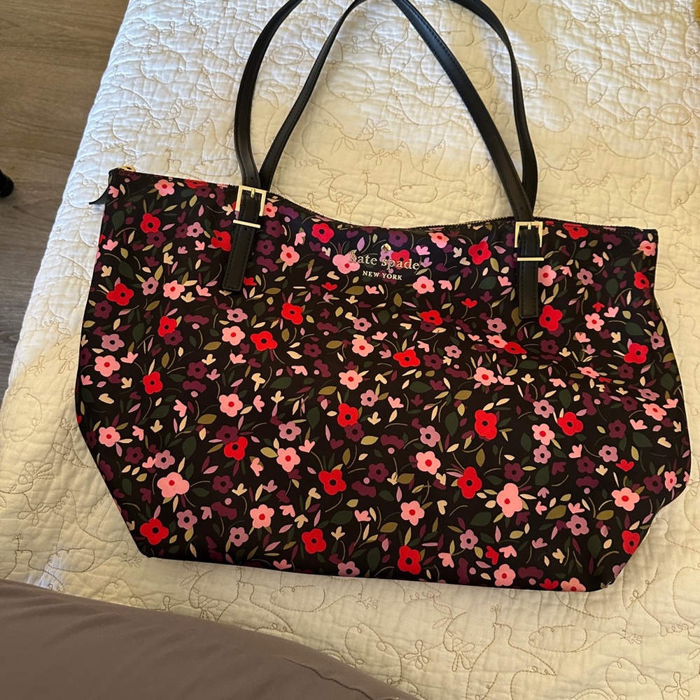 Kate Spade Black Floral Quilted Women's Overnight/Carryon Bag.